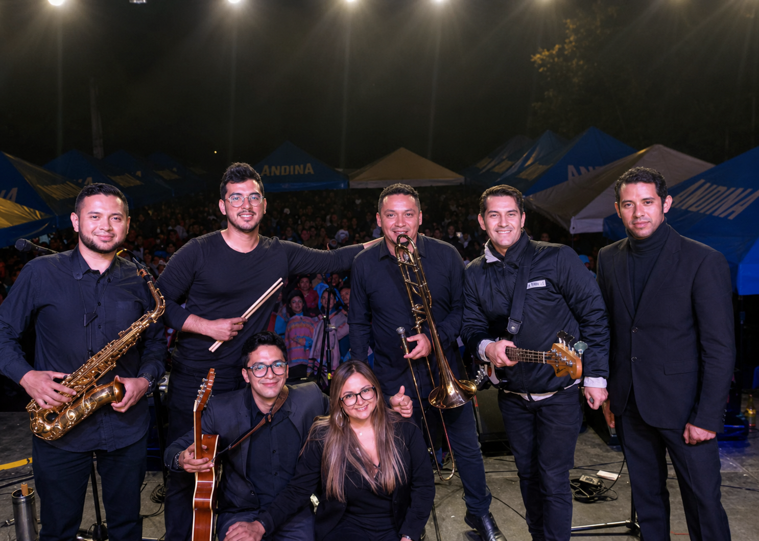La Banda Francachela en tarima